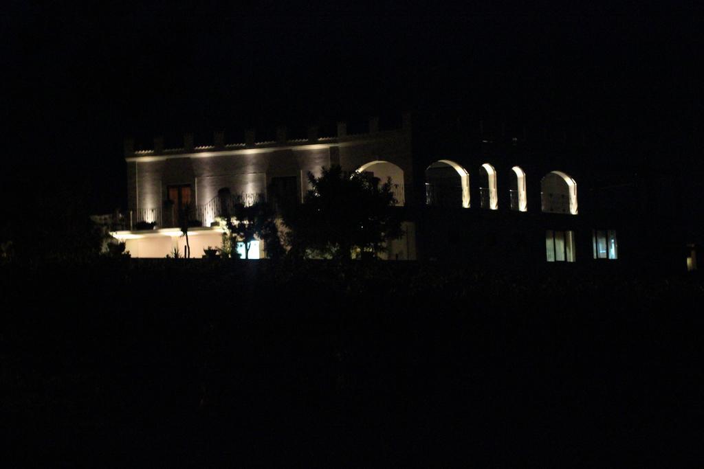 Villa Agriturismo Al Passaggio Di Pirro Miglionico Exterior foto